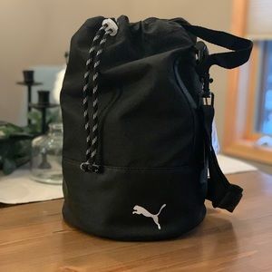 NWT - PUMA Convertible Bucket Shoulder Bag 2.0